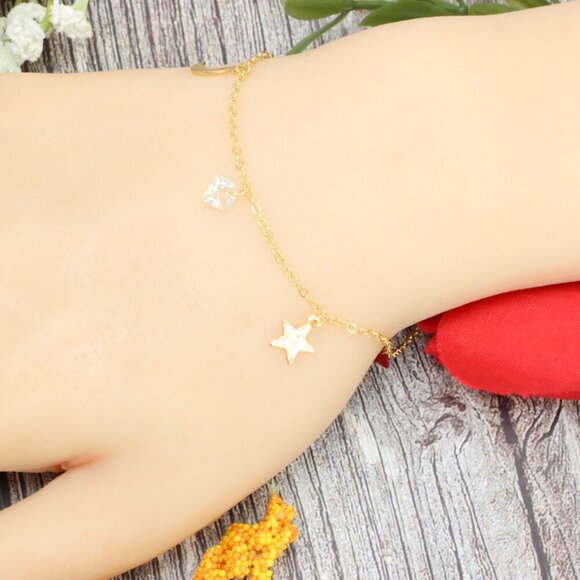 "Trendy Handmade Bracelet – A Stylish Gift for Women & Girls, MAR092079 - Picture 5 of 10